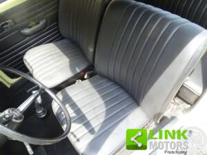 Image 5/10 of Volkswagen Beetle 1302 (1971)