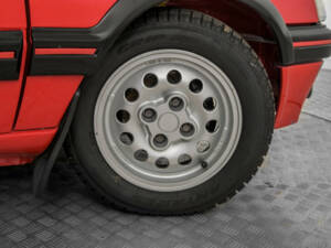 Image 46/50 of Peugeot 205 GTi 1.6 (1986)