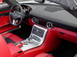 Bild 12/36 von Mercedes-Benz SLS AMG Roadster (2012)