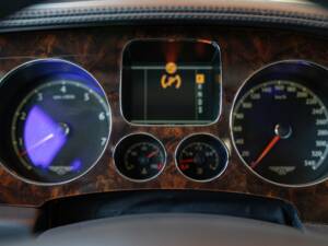 Image 33/50 of Bentley Continental GT (2004)