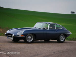 Image 18/30 de Jaguar E-Type 4.2 (1967)