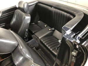 Imagen 20/31 de Mercedes-Benz 560 SL (1986)