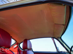 Immagine 13/57 di Volvo 1800 S (1965)