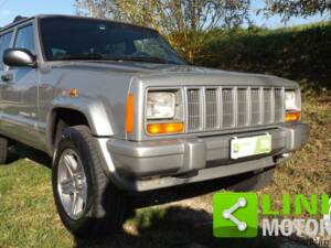 Afbeelding 10/10 van Jeep Cherokee 2.5 TD (2000)