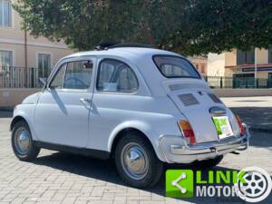 Image 6/10 de FIAT 500 L (1971)