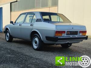 Bild 7/10 von Alfa Romeo Alfetta 2.0 L (1980)