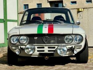 Image 3/16 de Lancia Fulvia Coupe HF 1.6 (1971)