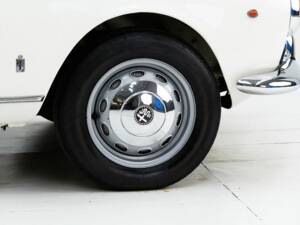 Immagine 10/15 di Alfa Romeo Giulia 1600 Spider Veloce (1965)