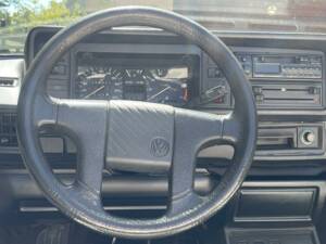 Bild 25/39 von Volkswagen Golf I Cabrio GLi 1.8 (1990)