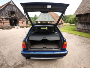 Afbeelding 18/64 van BMW M5 Touring (1992)