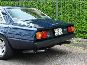 Image 4/40 de Ferrari 400i (1981)