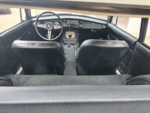 Bild 33/33 von MG MGB GT (1971)