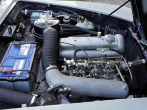 Image 17/50 of Mercedes-Benz 190 SL (1962)