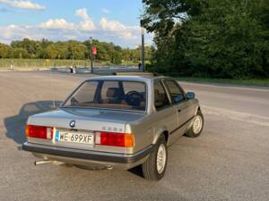 Afbeelding 19/21 van BMW 325e (1985)