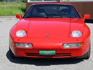 Afbeelding 8/35 van Porsche 928 S4 (1989)