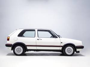 Image 6/27 of Volkswagen Golf Mk II Gti 1.8 (1988)