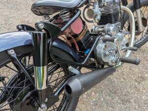 Bild 19/28 von Royal Enfield DUMMY (1990)