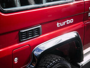 Immagine 35/46 di Toyota Land Cruiser 2.4 LX Turbo (1992)