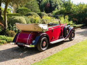 Immagine 64/66 di Mercedes-Benz 290 Cabriolet B (1935)