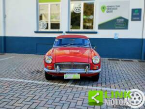 Image 2/10 of MG MGB (1963)