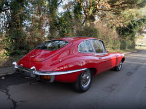 Bild 6/16 von Jaguar E-Type (2+2) (1969)