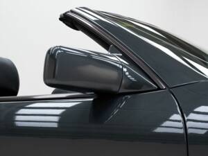 Image 14/15 of Mercedes-Benz 500 SL (1989)
