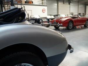 Image 39/50 de Austin-Healey 3000 Mk III (BJ8) (1965)
