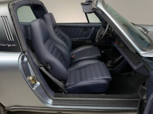 Image 22/41 of Porsche 911 SC 3.0 (1982)