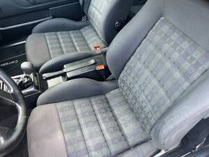 Bild 10/22 von Volkswagen Corrado 1.8 16V (1992)