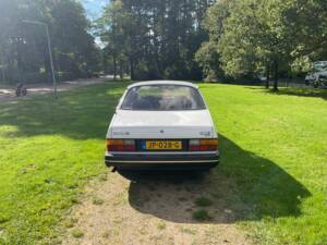 Bild 6/7 von Saab 900 SE 2.0i 16V (1990)