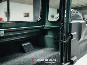 Immagine 31/50 di Land Rover Defender 110 (2013)