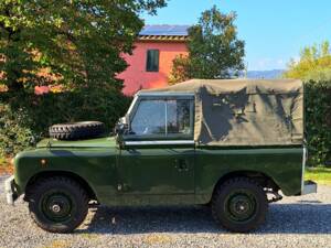 Bild 2/33 von Land Rover 88 (1965)