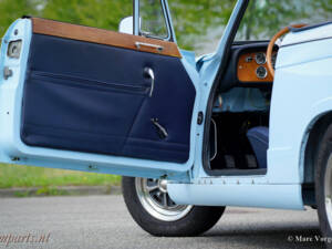 Image 4/26 de Triumph Vitesse 2-litre Mk II (1968)
