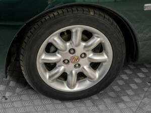 Bild 26/50 von MG F 1.8i (2000)