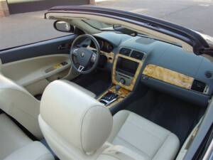 Bild 27/100 von Jaguar XKR (2008)