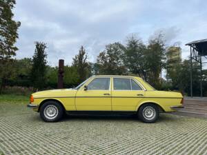 Bild 2/37 von Mercedes-Benz 280 E (1979)