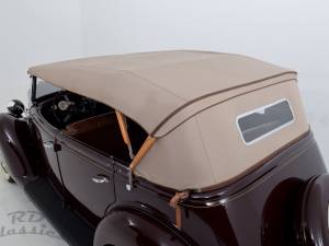 Image 10/22 of Ford V8 Club Convertible (1936)