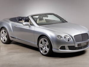 Image 4/41 of Bentley Continental GTC W12 (2014)