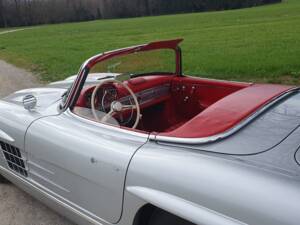 Image 36/37 of Mercedes-Benz 300 SL Roadster (1958)