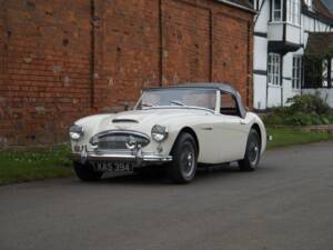 Immagine 1/27 di Austin-Healey 3000 Mk II (BT7) (1961)