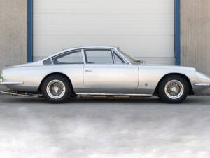 Image 5/69 of Ferrari 365 GT 2+2 (1969)