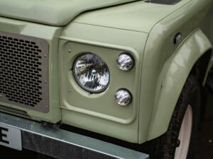 Bild 35/50 von Land Rover Defender 90 (1996)