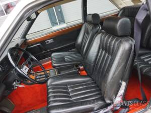 Image 45/66 of FIAT 130 Coupé (1972)