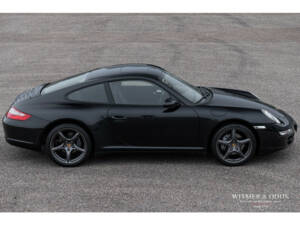 Image 8/35 of Porsche 911 Carrera 4 (2006)