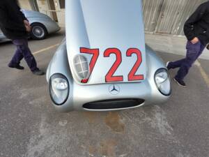 Image 15/51 of Mercedes-Benz 300 SLR (1955)