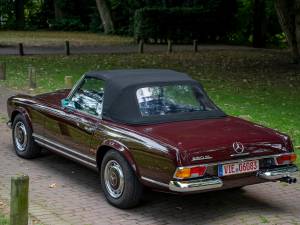 Immagine 28/59 di Mercedes-Benz 280 SL (1971)