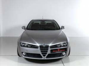 Immagine 8/33 di Alfa Romeo 159 2.2 JTS 16V (2006)