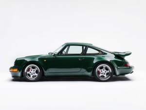 Bild 9/17 von Porsche 911 Turbo 3.3 (WLS) (1991)