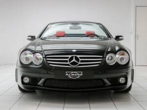 Image 4/7 of Mercedes-Benz SL 65 AMG (2005)