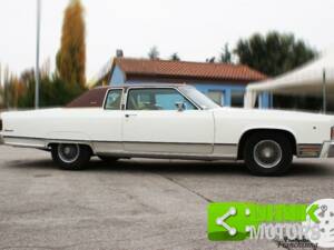 Afbeelding 7/10 van Lincoln Continental Town Coupe (1982)